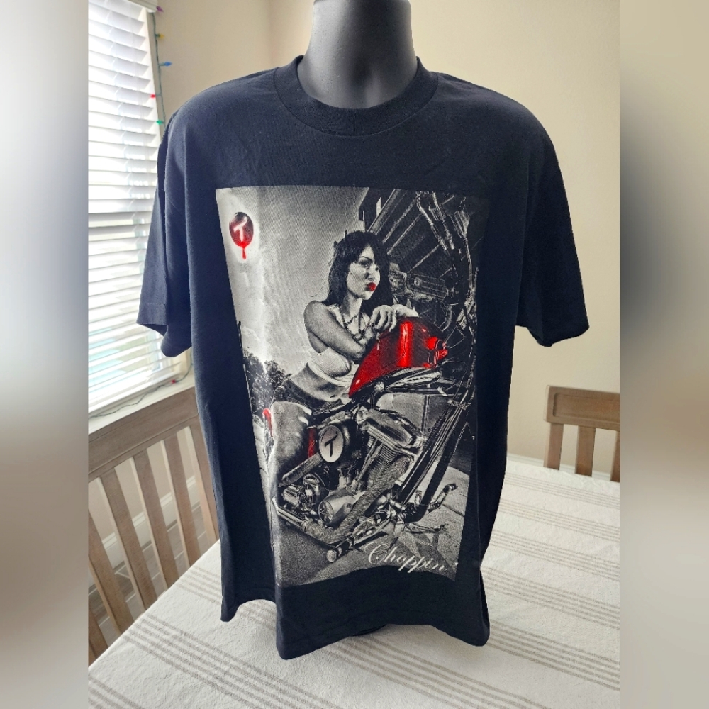 Two In The Shirt T-shirt "Choppin"
